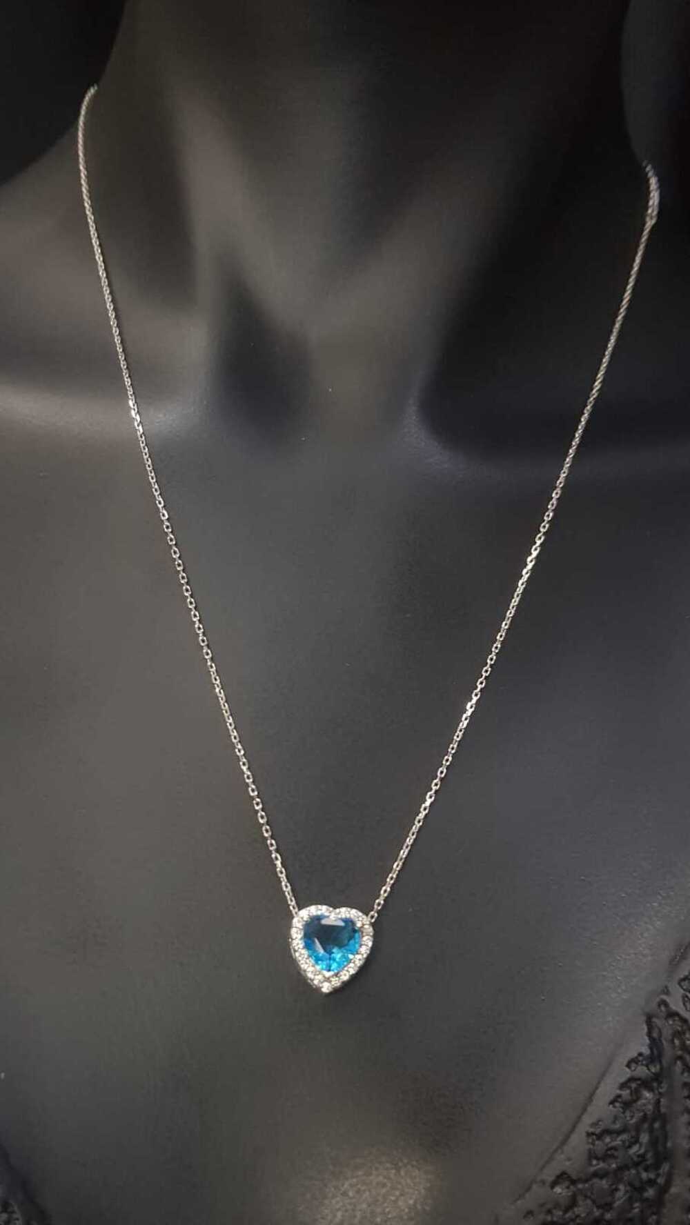 Swarovski%20Aqua%20Taşlı%20Pandora’s%20Model%20Kalp%20Detay%20925%20Gümüş%20•%20Sevgiliye%20•%20Eşe%20•%20Arkadaşa%20Hediye%20Kolye