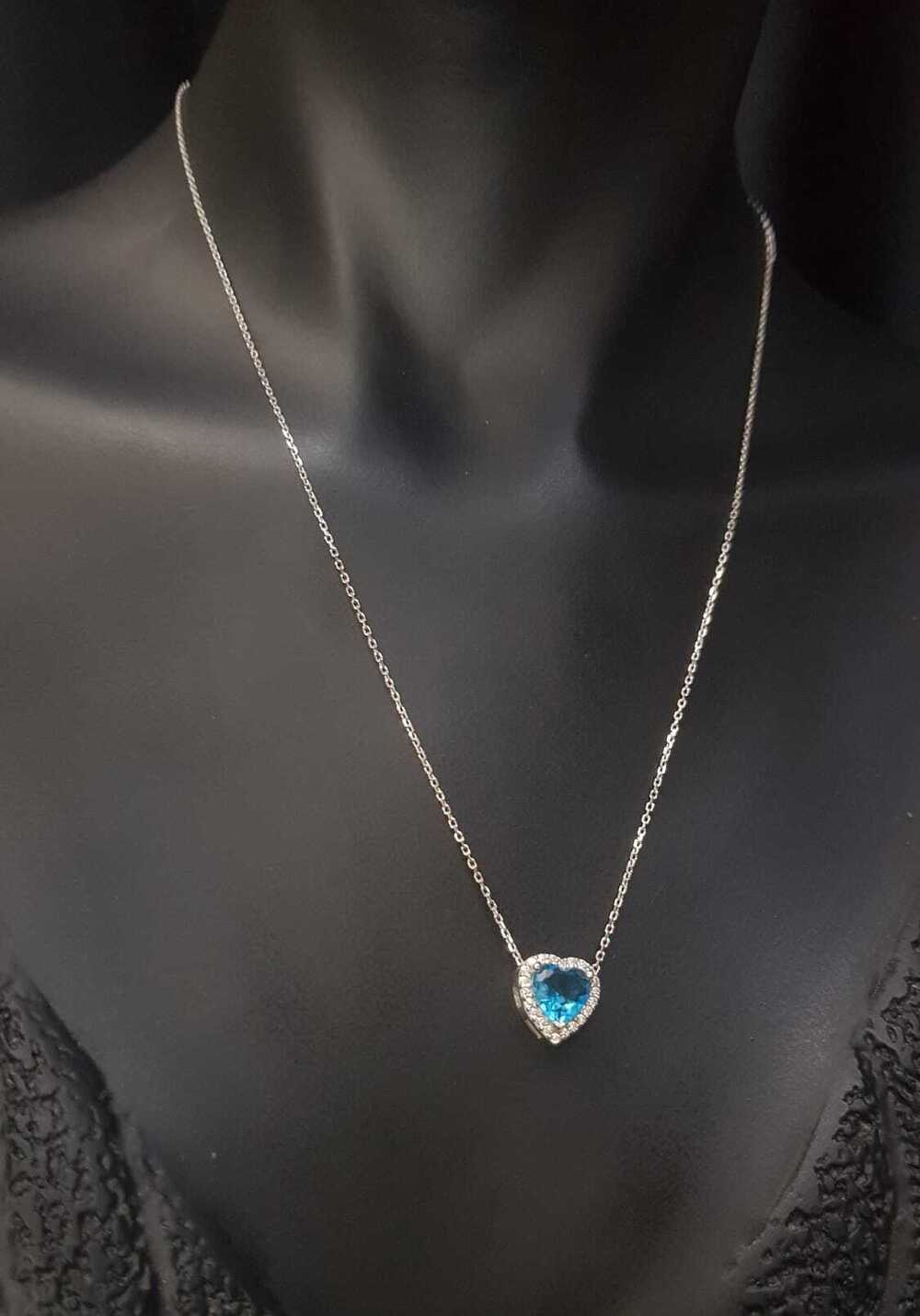 Swarovski%20Aqua%20Taşlı%20Pandora’s%20Model%20Kalp%20Detay%20925%20Gümüş%20•%20Sevgiliye%20•%20Eşe%20•%20Arkadaşa%20Hediye%20Kolye