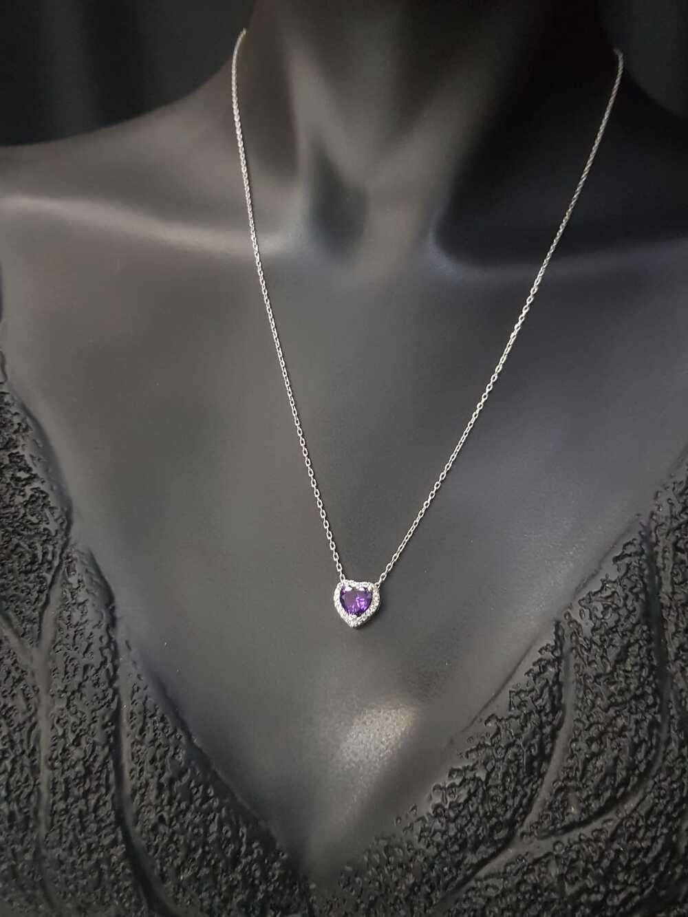 %20Vog%20Swarovski%20Taşlı%20Pandora’s%20Model%20Ametis%20Kalp%20Taş%20Detay%20Gümüş%20Sevgiliye,Arkadaşa%20Kolye