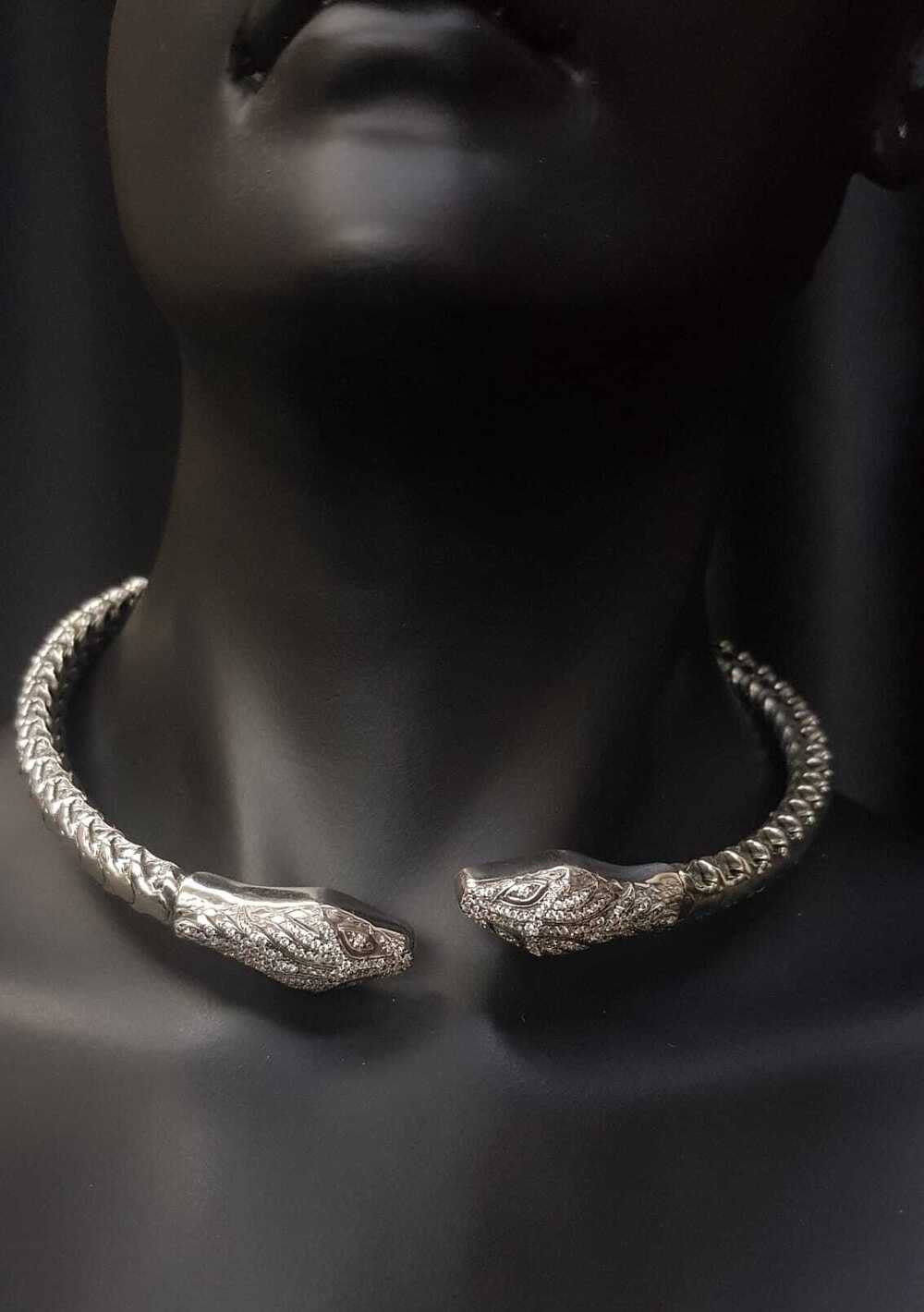 Vog%20İtalyan%20Cartier%20Tasarım%20Taşlı%20Yılan%20(Snake)925%20Gümüş%20Sevgiliye,Anneye,Eşe%20Choker,Gerdanlık