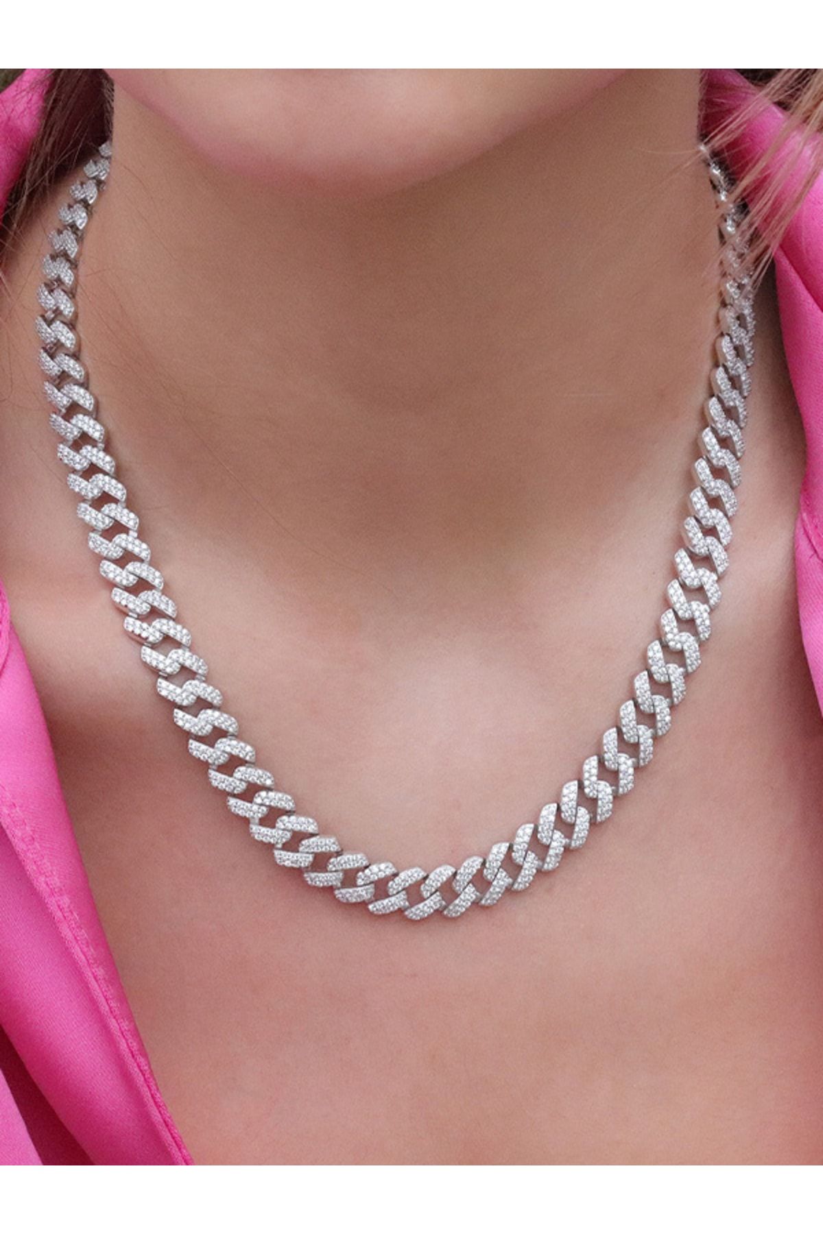 Vog%20Lüks%20Zirconia%20Taşlı%20Cuban%20Chain%20Zincir%20925%20Ayar%20Gümüş%20Rhodium%20Kaplama%20Kolye