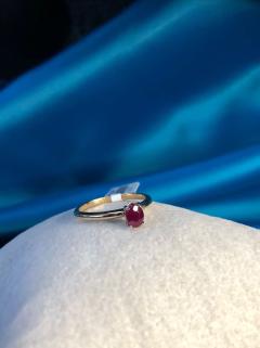 VOG 0.53 CT OVAL KESİM YAKUT (RUBY)14 AYAR ALTIN MADENLİ  EL İŞİ BAYAN YÜZÜK