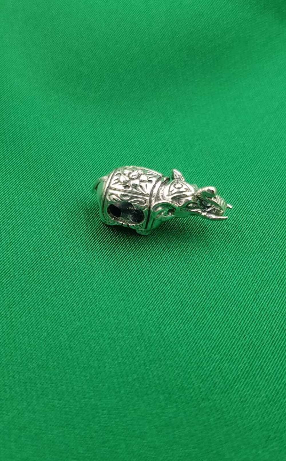 Vog%20Pandora’s%20Charm’s%20Fil-Elephant%20Model%20925%20Ayar%20Gümüş%20Charms