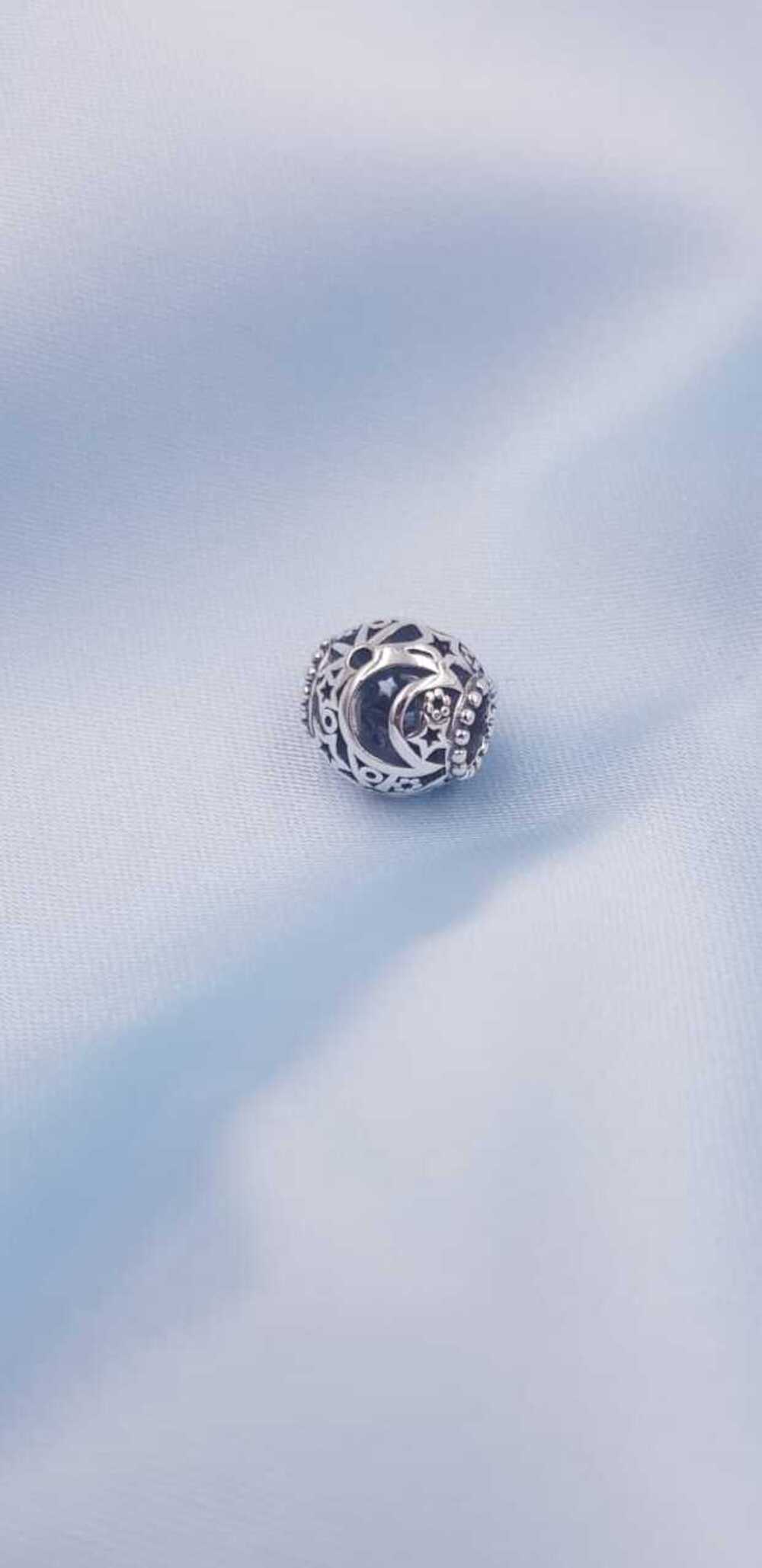 Vog%20Pandora’s%20Charm’s%20%20Kafes%20İçi%20Güneş,%20Yıldız%20ve%20Ay%20Charm%20%20925%20Ayar%20Gümüş%20Charms