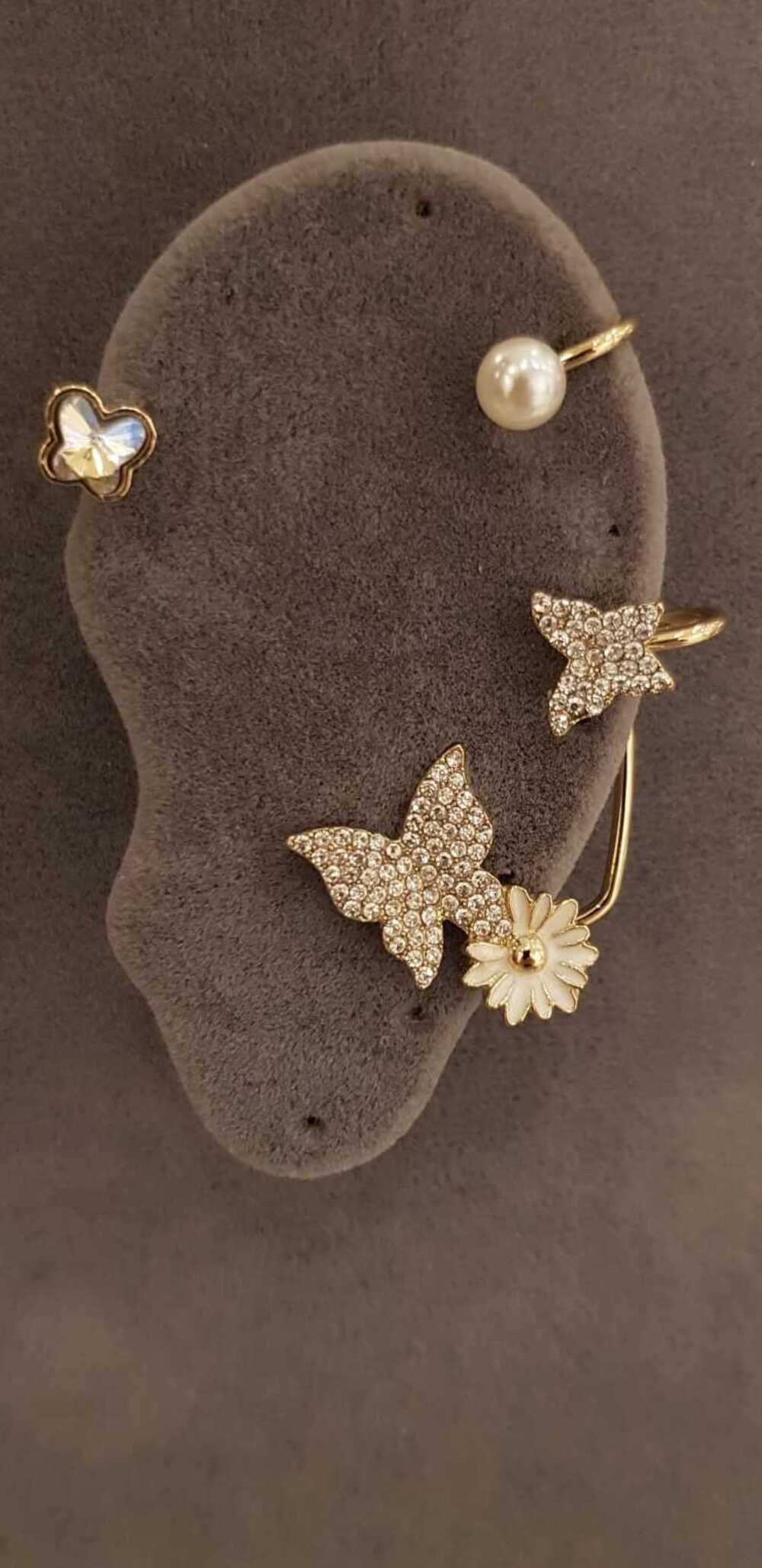 Vog%20Xuping%20Model%20Şık%20Tasarım%20TaşlıKelebek,İnci%20Ve%20Papatya%20Dizayn%20Micro%20Kaplama%20Earcuff%20Kıkırdak%20Küpe