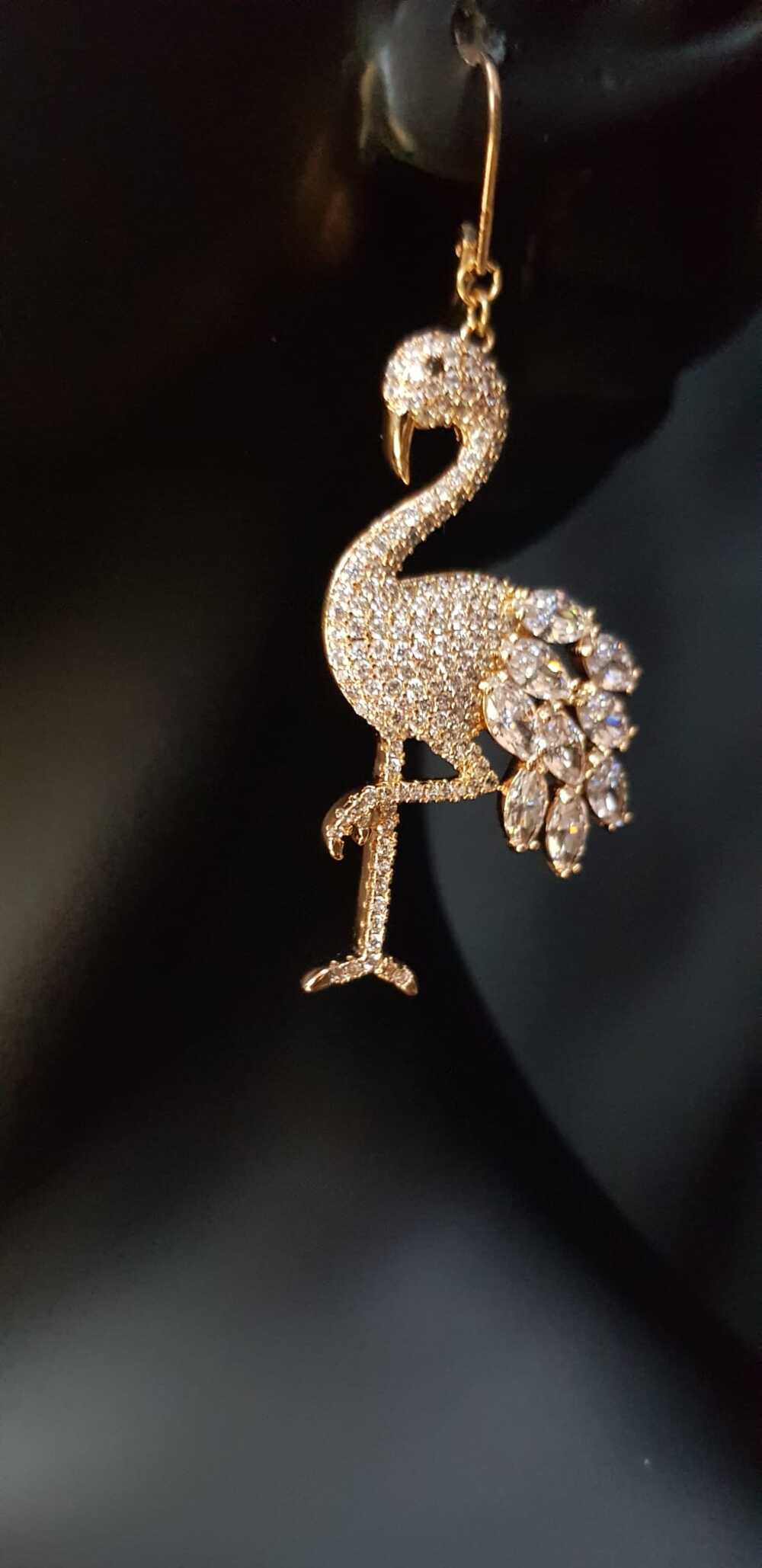 Vog%20Xuping%20Flamingo%20Tasarım%20Ve%20Swarovski%20Taşlı%20Micro%20Kaplama%20Küpe