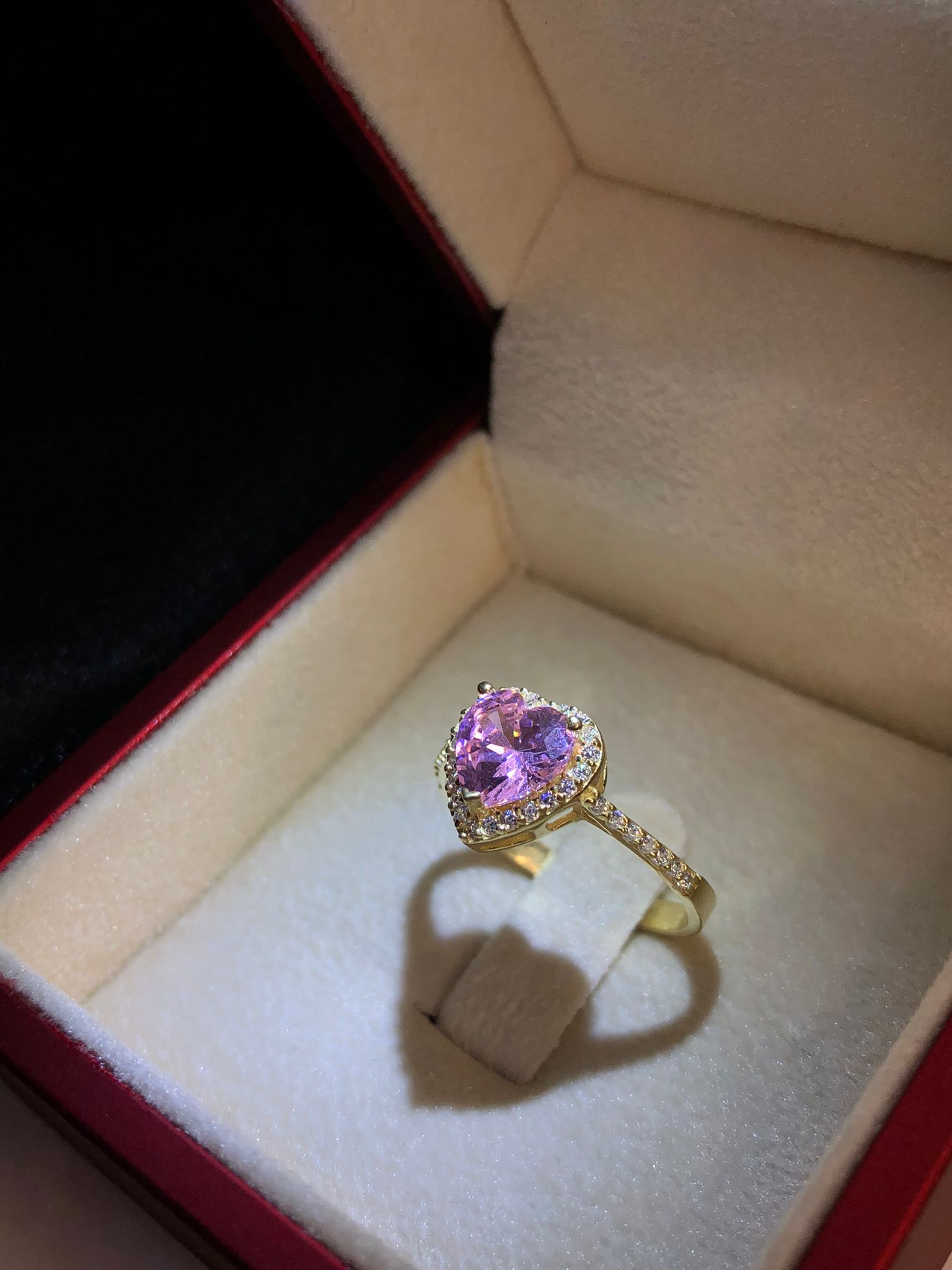 %20Vog%20Swarovski%20Taşlı%20Pembe%20Renkli%20Kalpli%20925%20Ayar%20Gümüş%20Sevgiliye,Anneye,Arkadaşa%20Yüzük