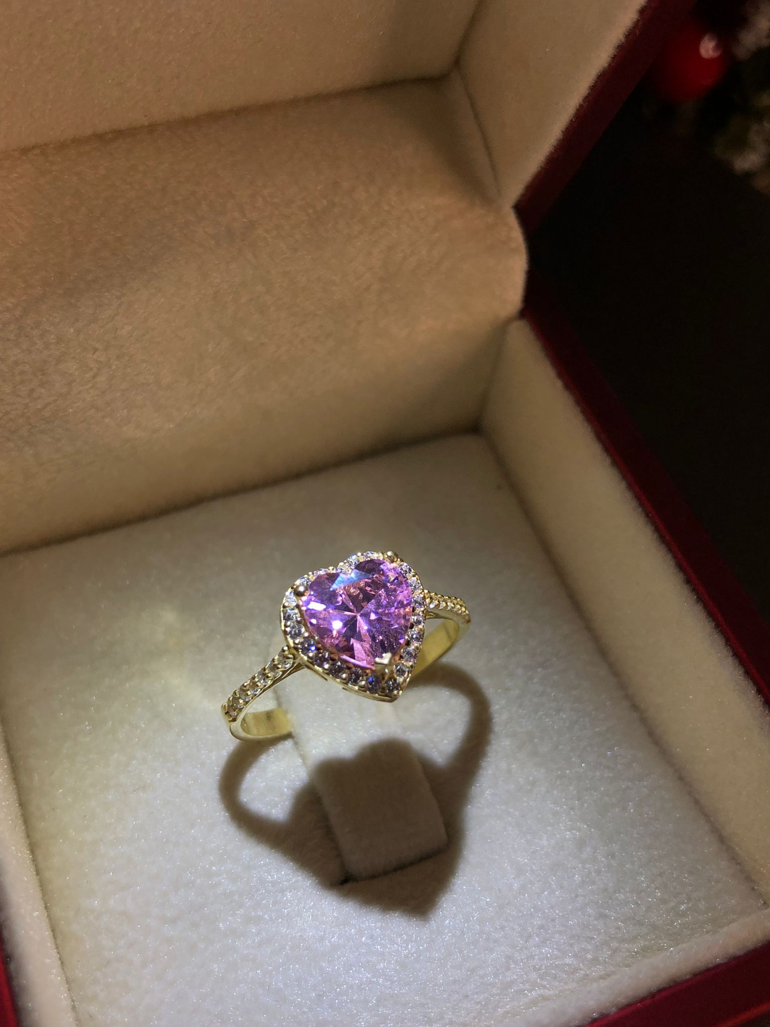 %20Vog%20Swarovski%20Taşlı%20Pembe%20Renkli%20Kalpli%20925%20Ayar%20Gümüş%20Sevgiliye,Anneye,Arkadaşa%20Yüzük